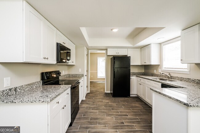 Building Photo - 701 Jamestown Pl