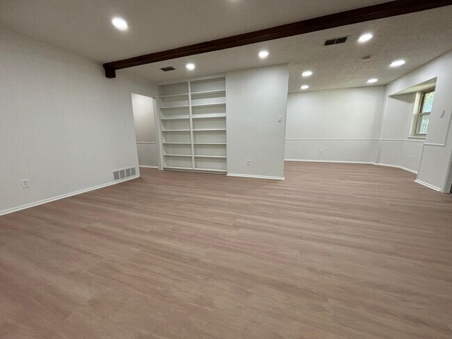 Foto del edificio - 4518 77th St