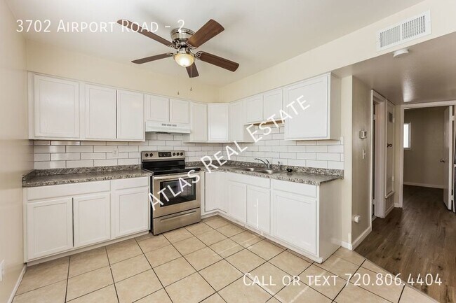 Foto del edificio - NEW RATES! Don't Miss Out! 2 bedroom Renov...