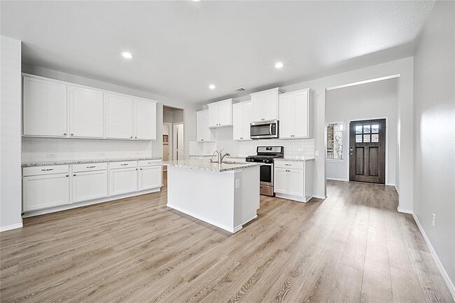 Foto del edificio - 9295 Inland Leather Ln