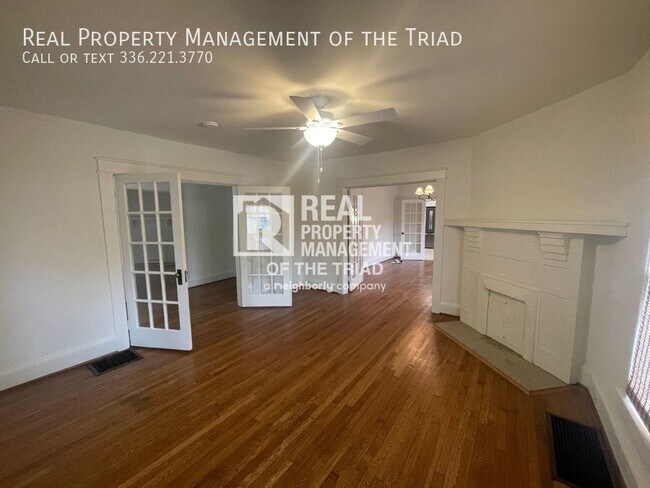 Building Photo - Exquisite 4bd/2ba Renovated Home in West S...