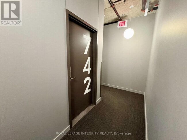 Building Photo - 340 McLeod St