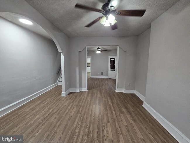 Foto del edificio - 968 E Woodlawn St