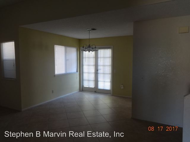 Building Photo - 2123 Edam St