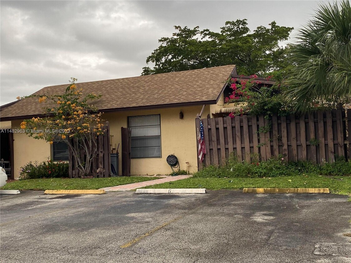 110 Gate Rd, Hollywood, FL 33024 House Rental in Hollywood, FL
