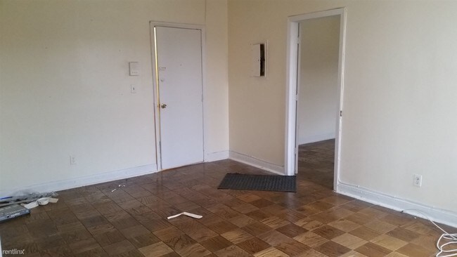 Foto del edificio - 6025 Hudson Ave