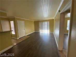Building Photo - 1150 N Buffalo Dr