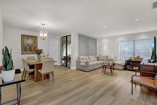 Foto del edificio - 2505 NW 49th Terrace
