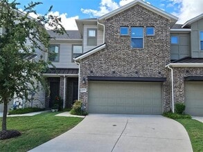 Building Photo - 17777 Sage Ln