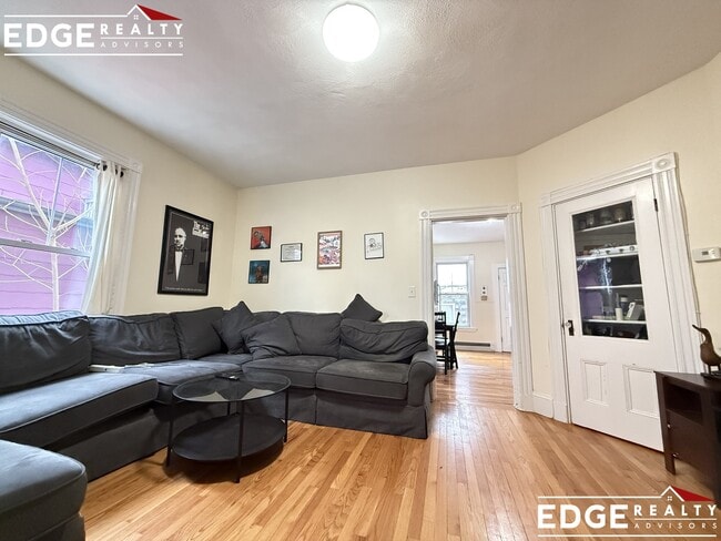 Photo - 23 Cottage Ave Apartment