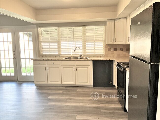 Foto del edificio - 3127 Barton Rd