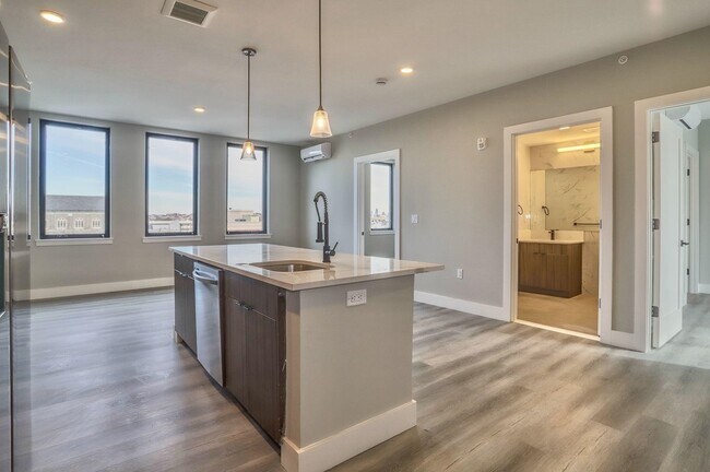 Foto del edificio - 3516 John F. Kennedy Blvd