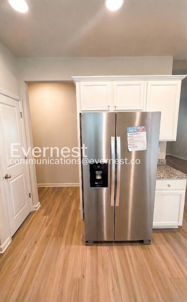 Building Photo - 105 Culver St