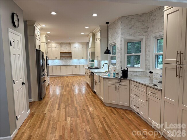 Building Photo - 7907 Willows Pond Ct