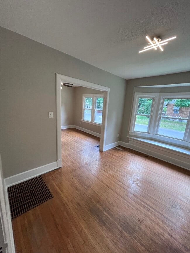 Dining Room - 2415 Lindbergh Dr