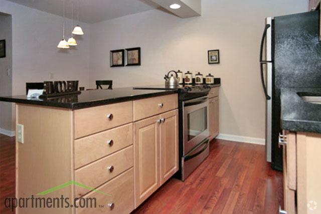 Mansard House Apartments Kalamazoo Mi Kitchen