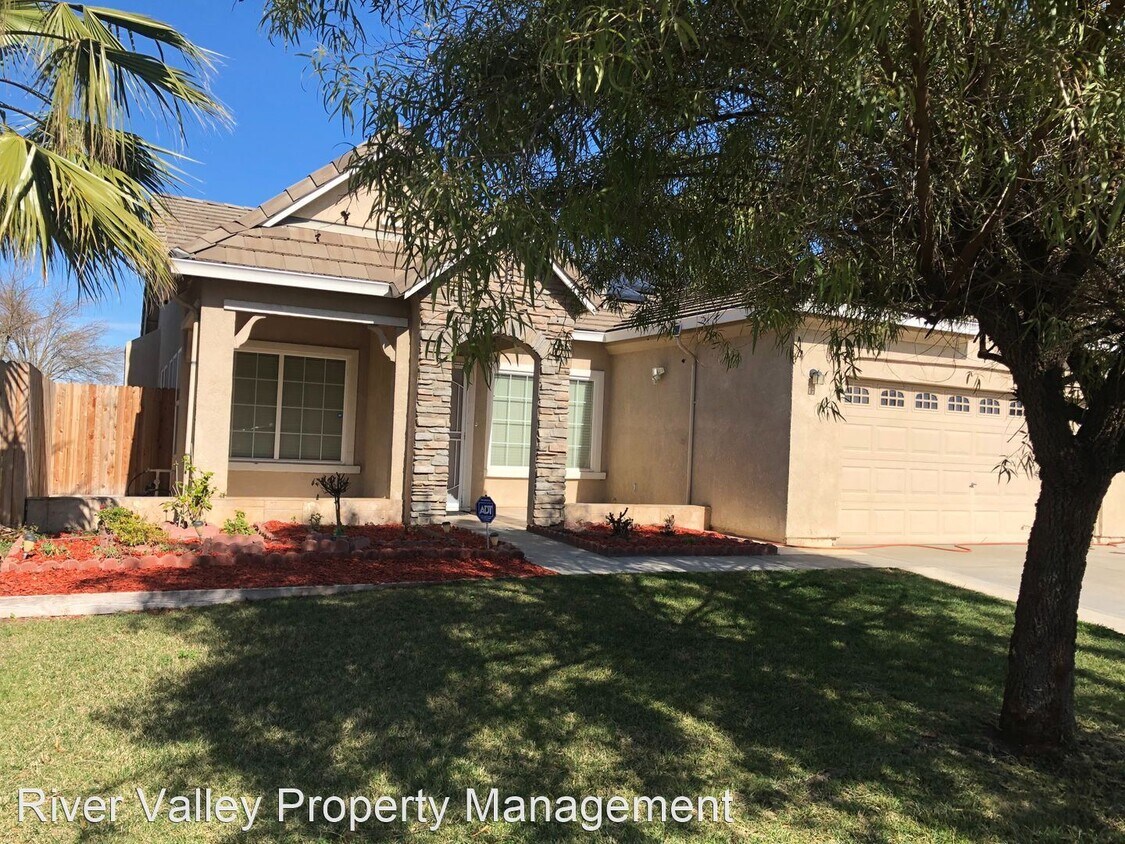 Building Photo - 4 br, 2 bath House - 411 Winter Garden Avenue
