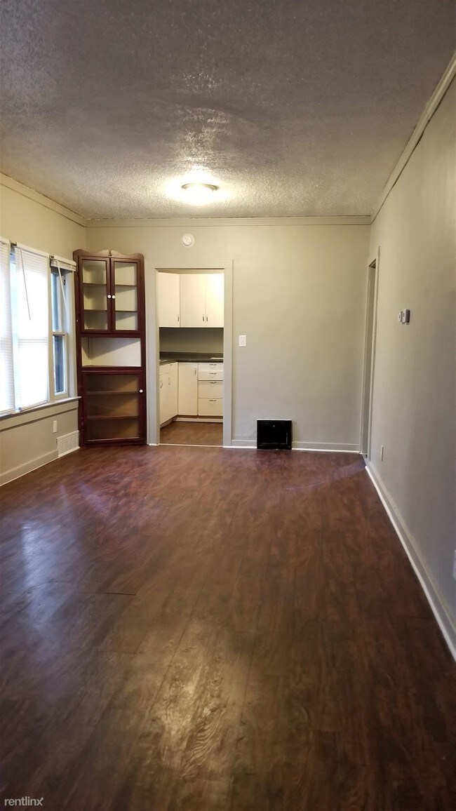 Building Photo - 2 br, 1 bath House - 1819 Elwood St