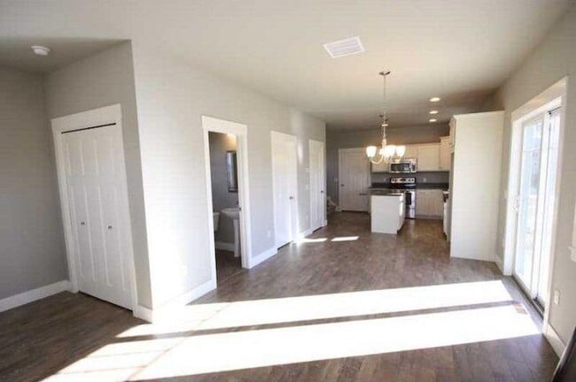 Building Photo - 3 bedroom in Billings MT 59102