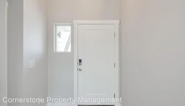 Building Photo - 4 br, 2 bath House - 2213 W Minerva St