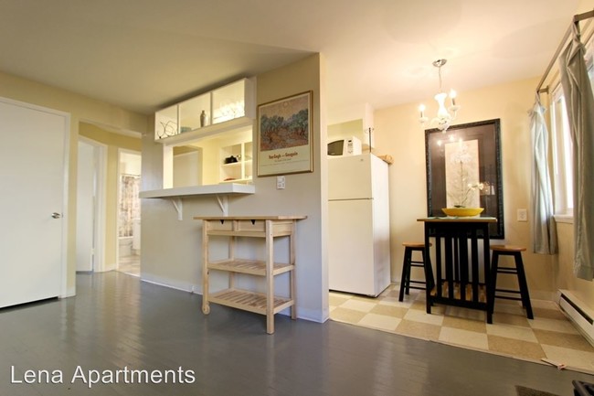 Foto del edificio - 6705 Delridge Way SW