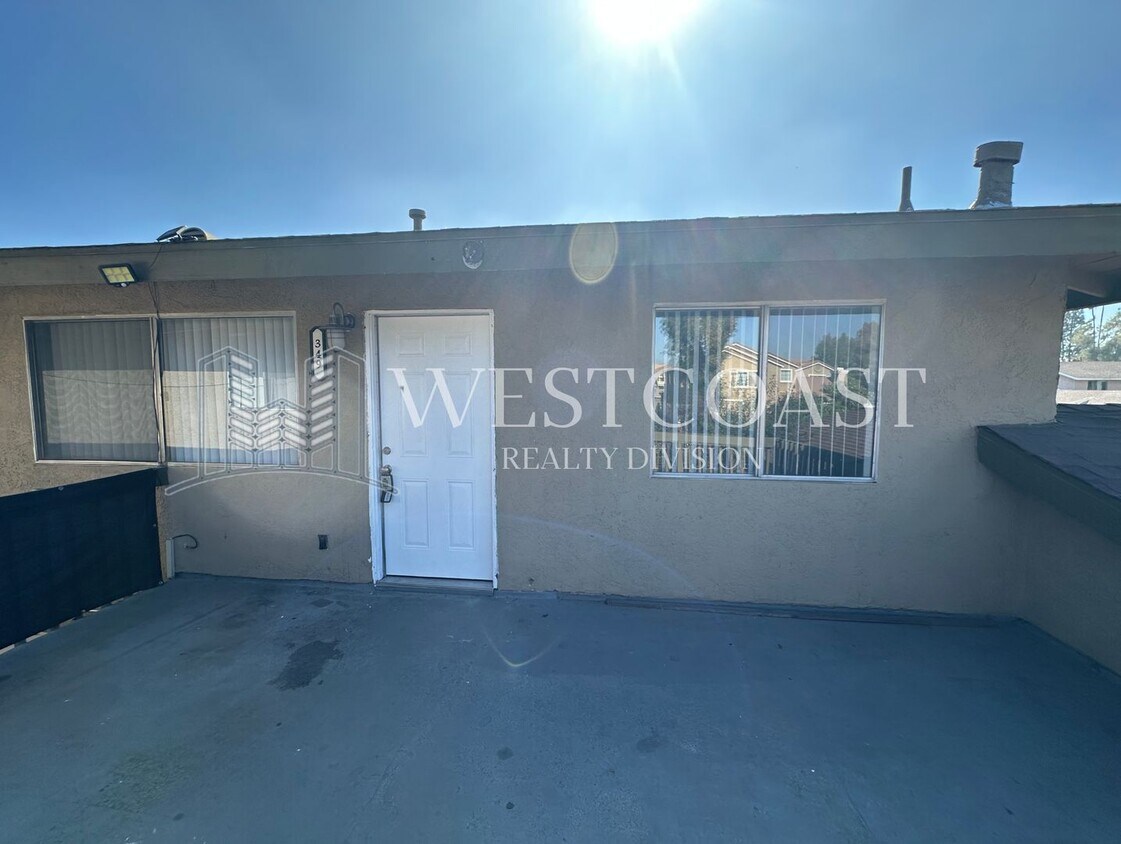 *** $500- OFF FIRST MONTH'S RENT *** Charming 2-Bed / 2-Bath Home in Rialto – Ideal Location & Mo... - Charming 2-Bed / 2-Bath Home in Rialto – I...