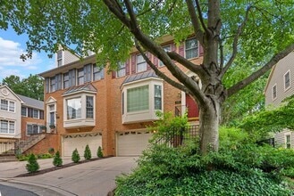 Building Photo - 11351 Morning Gate Dr