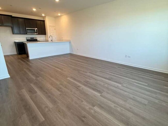 Building Photo - 2251 Riesling Rd