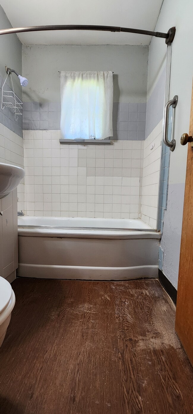 Bathroom - 819 East Ave S