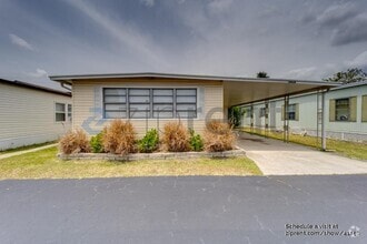 Building Photo - 10928 Poplar St NE