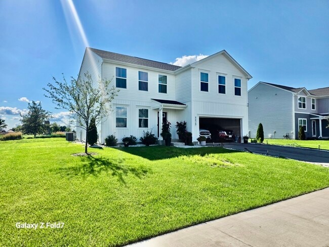 Building Photo - 4429 Tampa Dr