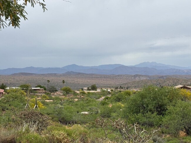 Foto del edificio - 43003 N Old Mine Rd