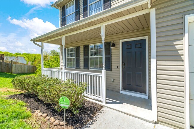 Photo - 8295 Oak Terrace Ln House