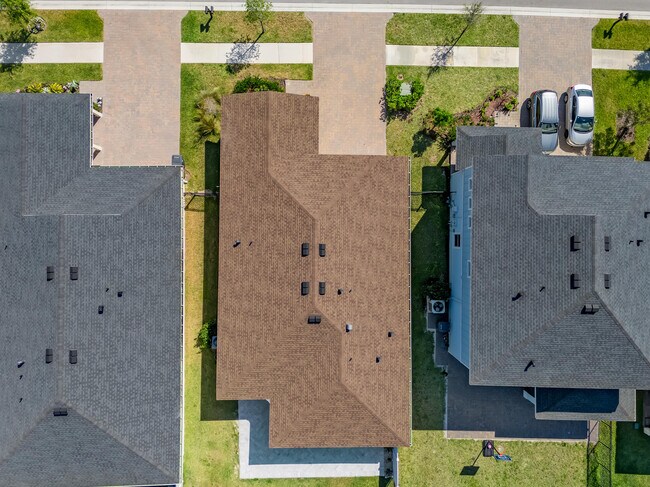 Foto del edificio - 1391 Arrowhead Point Rd