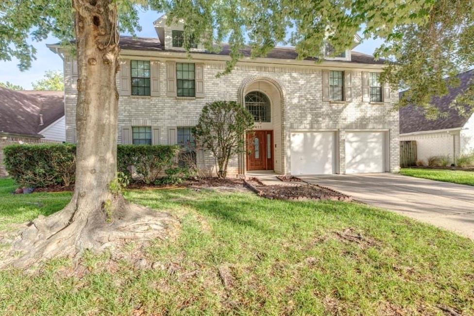 Foto principal - 3411 Stillwater Ln
