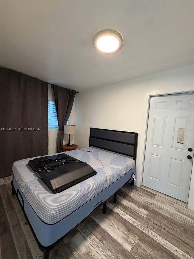 Building Photo - 8235 SW 41st Terrace