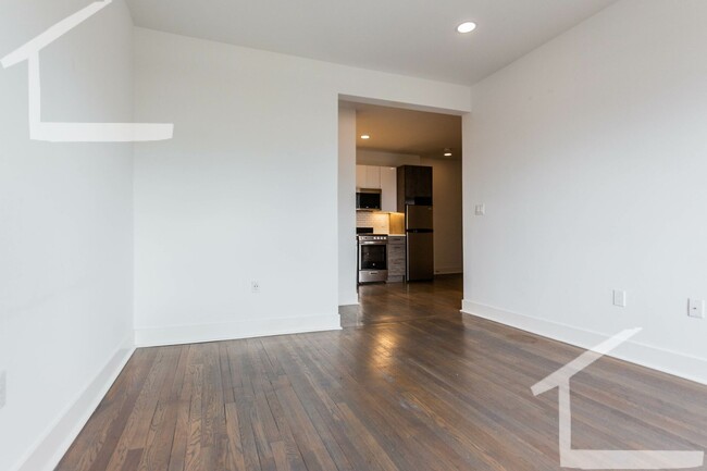 Building Photo - RENOVATED FENWAY 1 BED FOR 9/1 - GRANITE &...