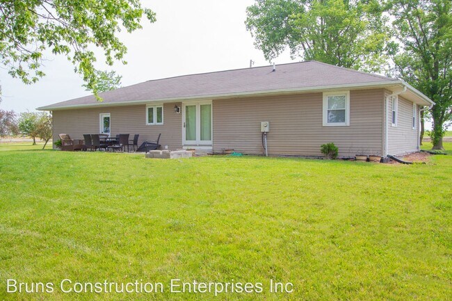 Building Photo - 3 br, 2 bath House - 6813 Hellwarth Road