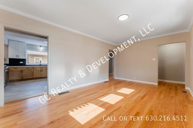 Foto del edificio - 3303 Division St