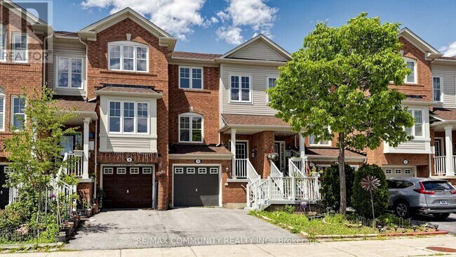 Building Photo - 10 Red Fox Pl