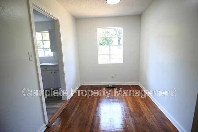 Foto del edificio - 815 45th St Ensley
