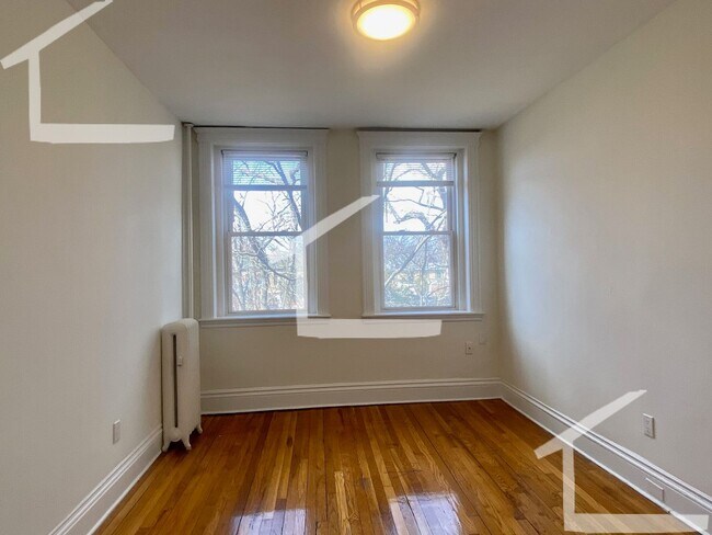 Foto del edificio - 8 Camelot Ct