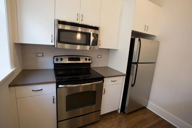 Foto del edificio - 4850 S Drexel Blvd