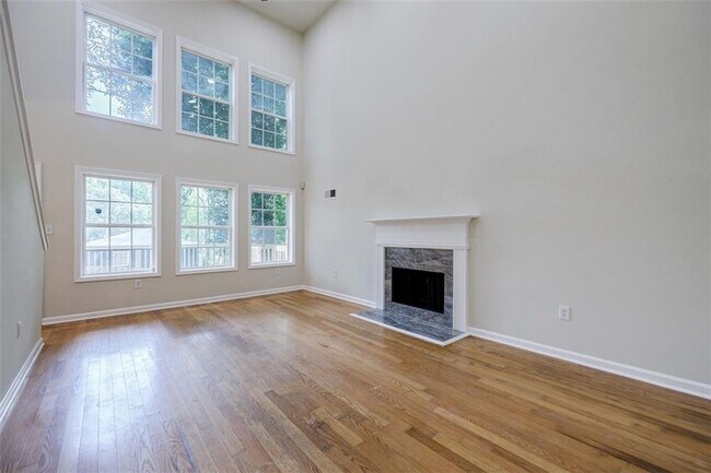 Foto del edificio - 1040 Hubbard St SW