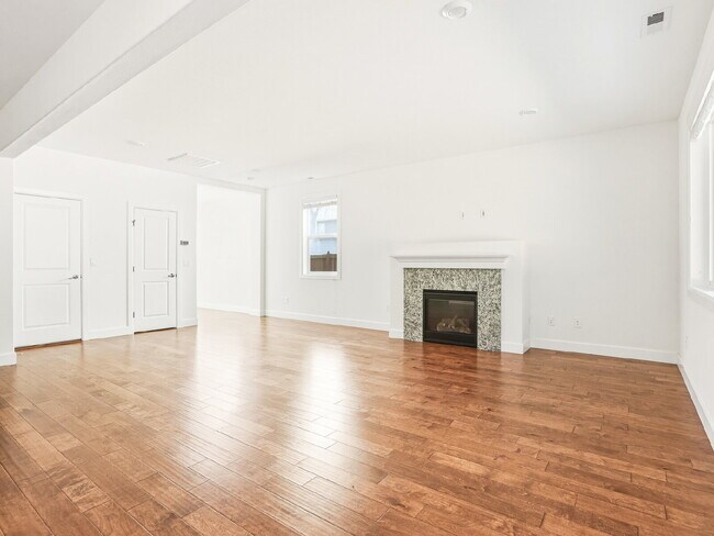 Foto del edificio - **Beautiful 4-Bedroom Home with A/C, Covered Outdoor Living & Designer Finishes in Bothell** Avai...