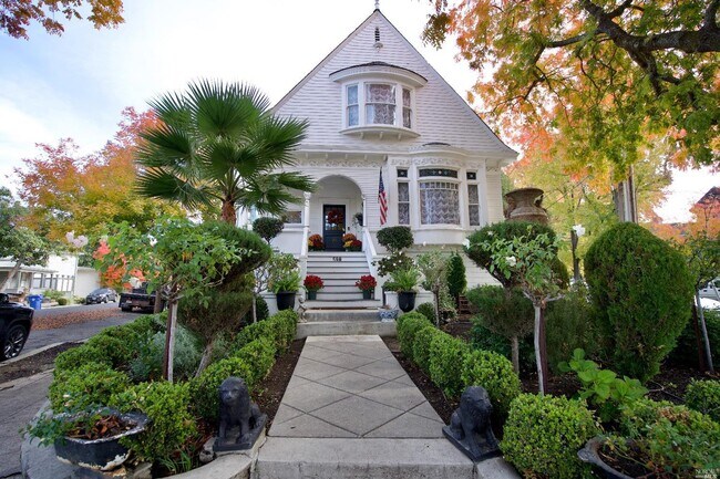 Foto del edificio - 590 Randolph St