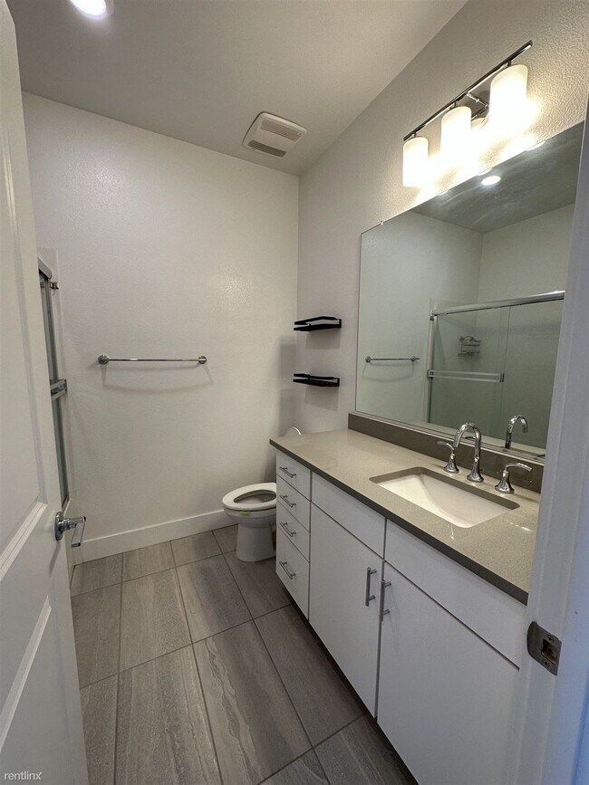 Foto del edificio - 2 br, 1.5 bath Townhome - 1499 Cherry Circle