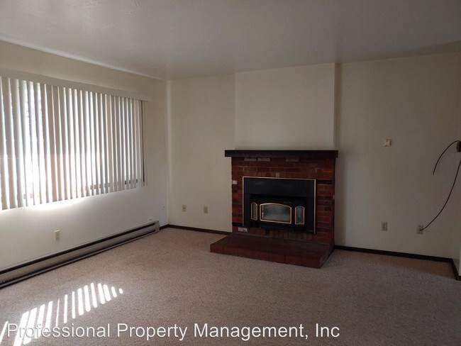 Foto del edificio - 2933-2935 W Central Ave