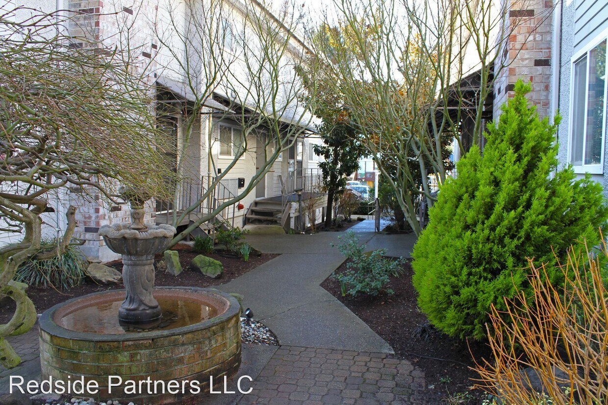 Primary Photo - 3825 34th Ave W