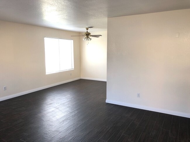 Building Photo - 6811 Klamath Way
